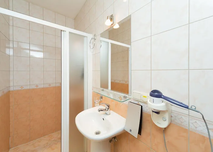 Отель Irina Рига