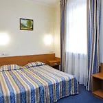 Hotel Irina 3*