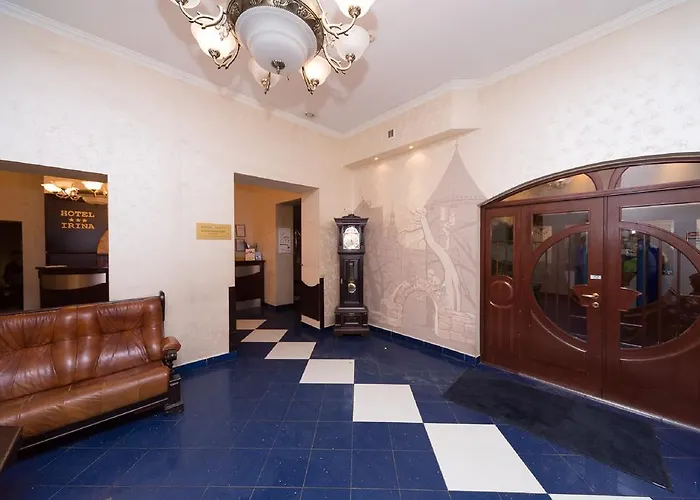 Hotel Irina 3*
